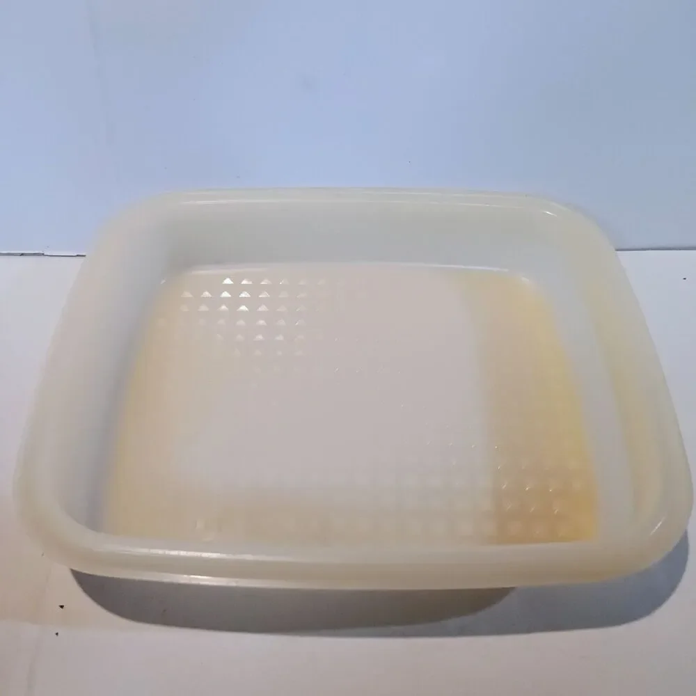 Vintage Tupperware Season Serve Marinade Container Keeper-Chili Red-1294-6